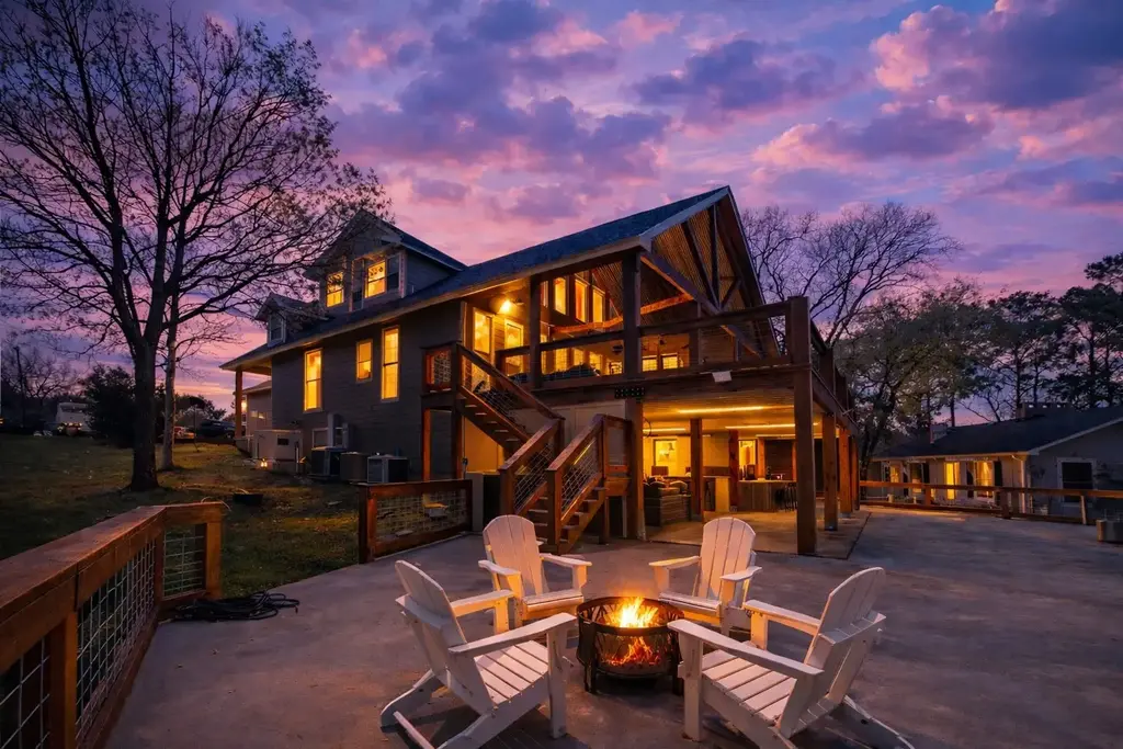 243 Riverbirch, Browndell