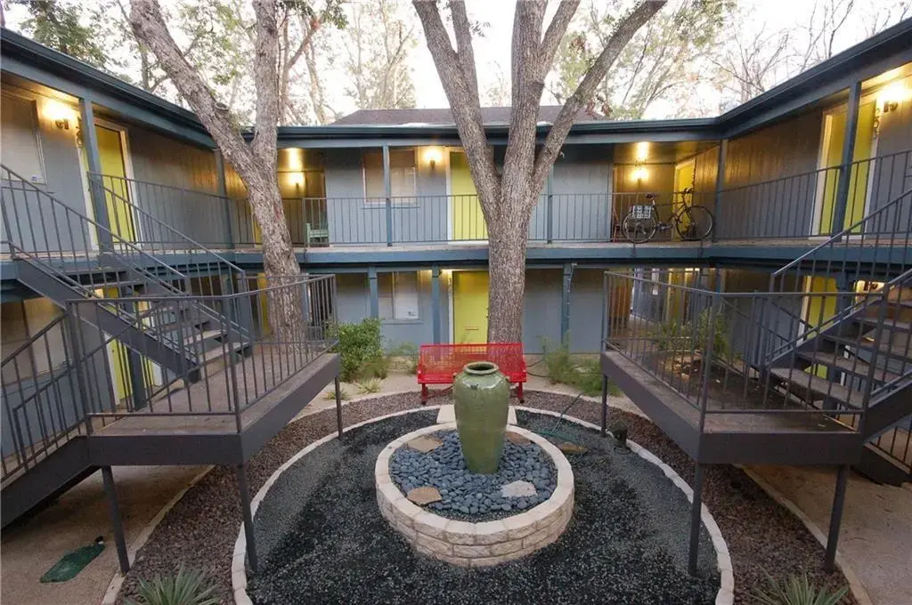 4209 Avenue B Avenue 102, Austin
