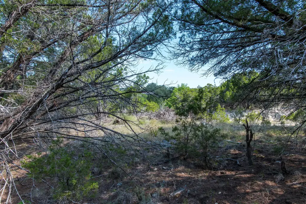 20011 Colonial Lane, Lago Vista