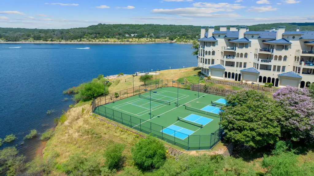 3404 American Drive 2108, Lago Vista