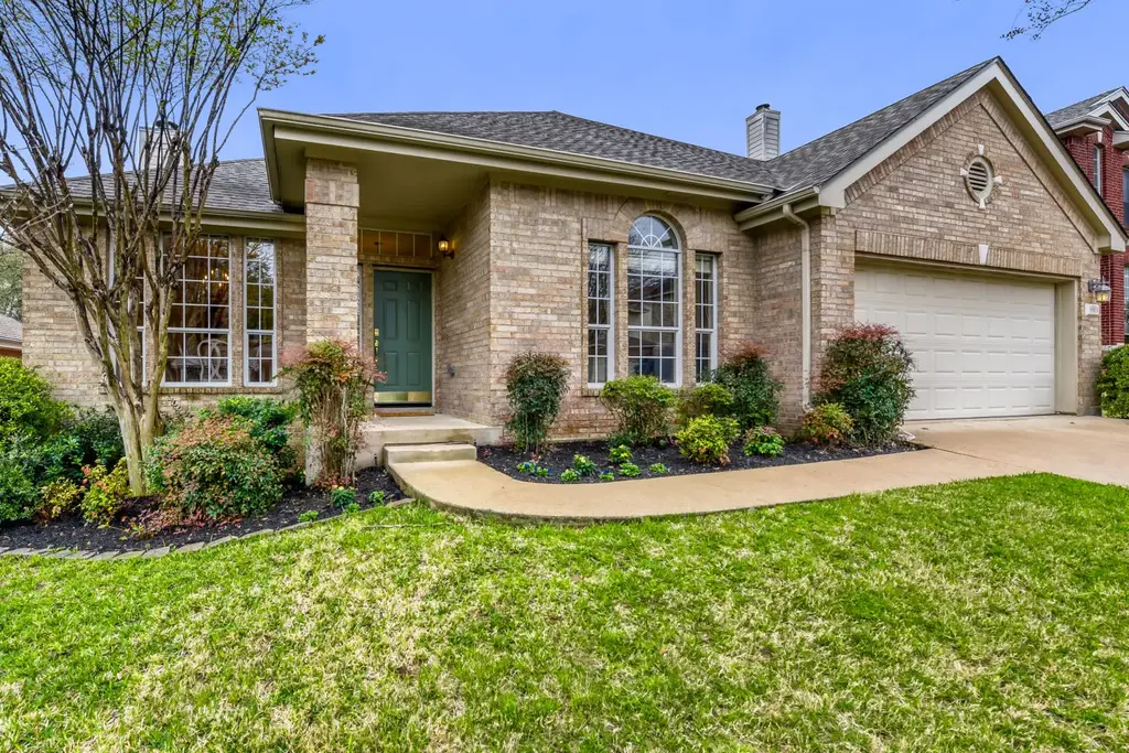 8813 Colberg Drive, Austin