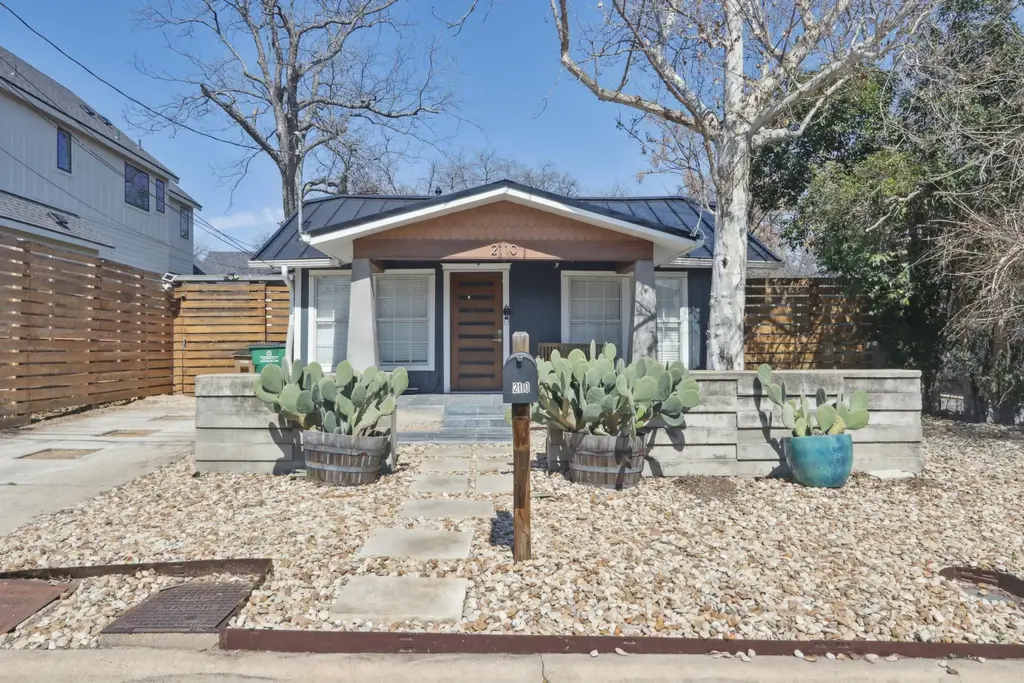 2110 E 16th Street, Austin
