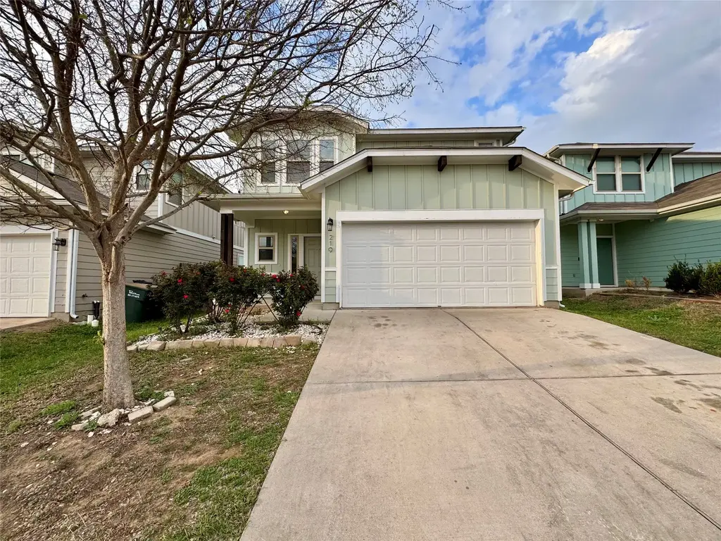219 Wapiti Road, Buda