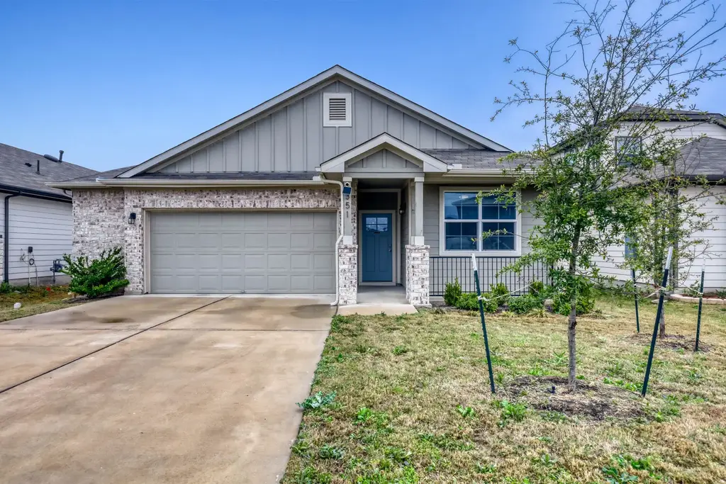 351 Town Lake Bend, Kyle