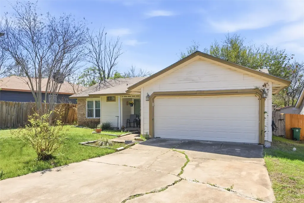 5803 Fence Row, Austin