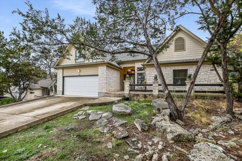 12 Springwood Circle, Wimberley