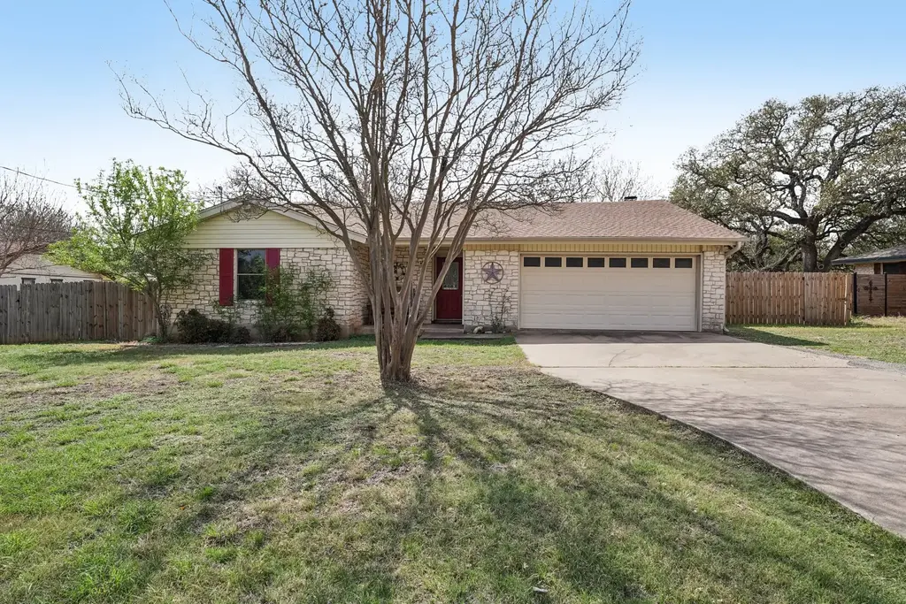 1121 Bootys Crossing Road, Georgetown