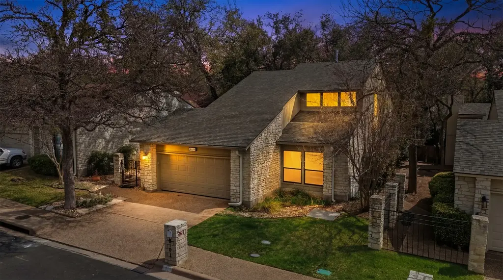 8101 Raintree Place, Austin