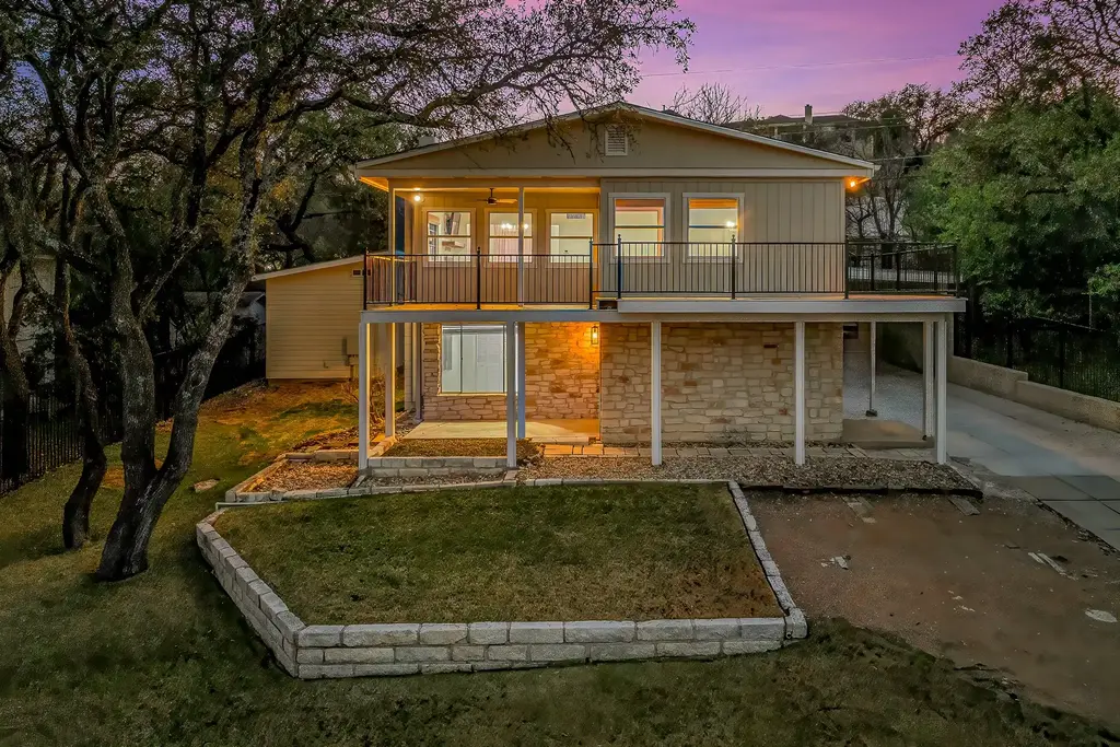 15207 Back Of The Moon Street, Austin