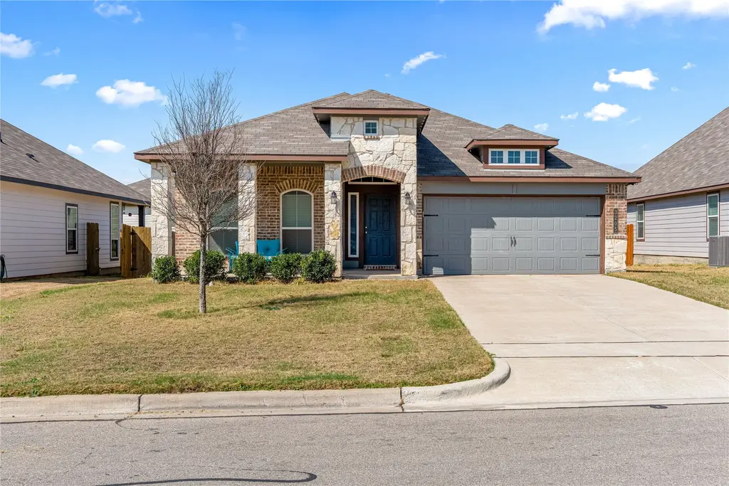 3205 Zabel Drive, Lorena
