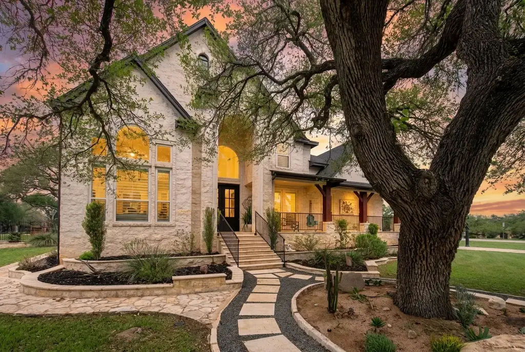 664 Ranchers Club Lane, Driftwood