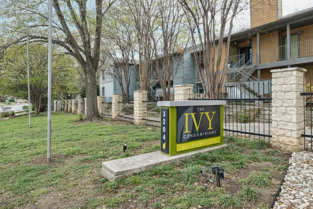3204 Manchaca Road 407, Austin