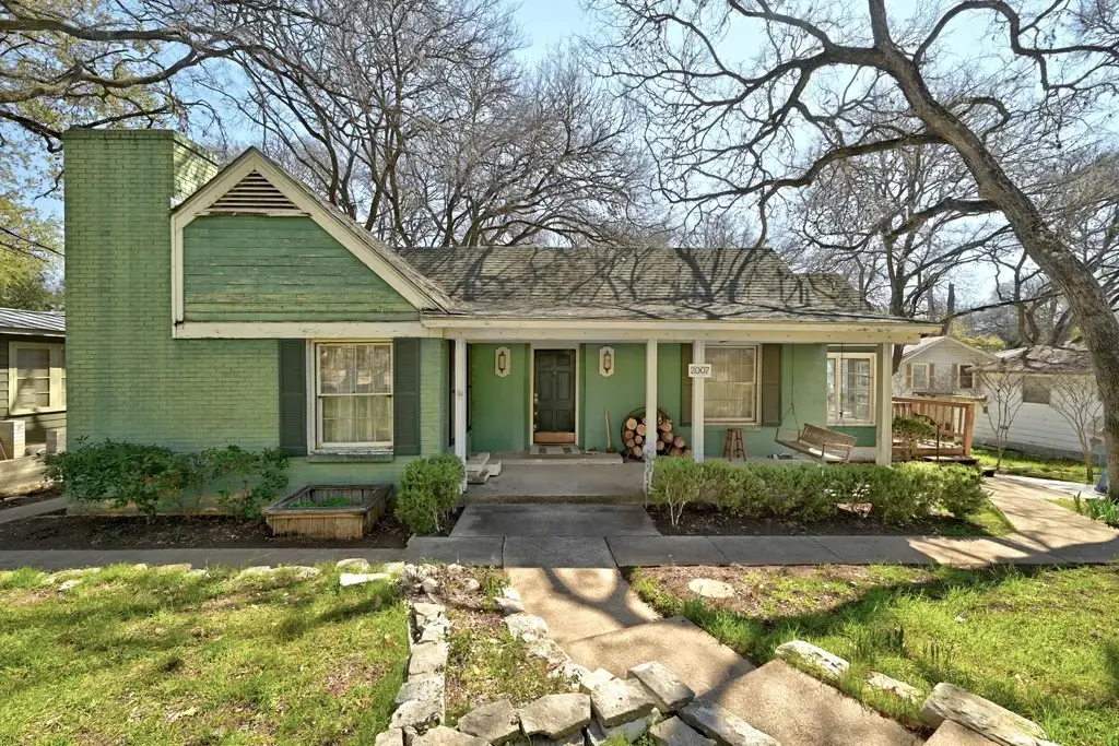 2007 Sharon Lane, Austin