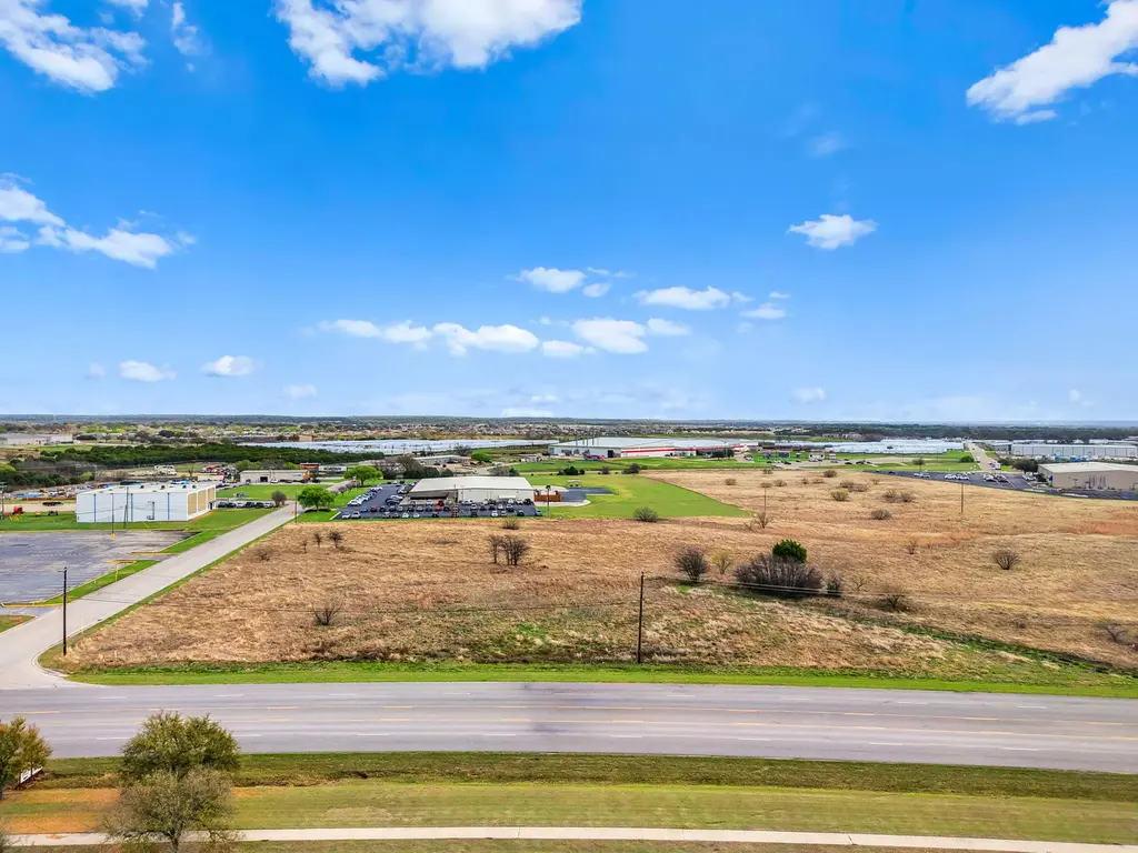712 N. Twin Creek Drive, Killeen