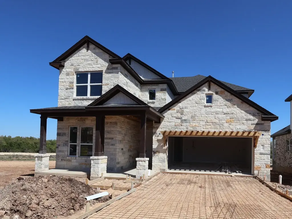 816 Purmela Street, Leander