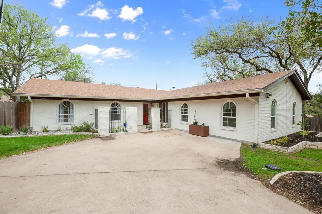 8720 Tallwood Drive, Austin