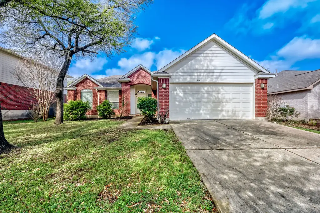 700 Runners Ridge, Pflugerville