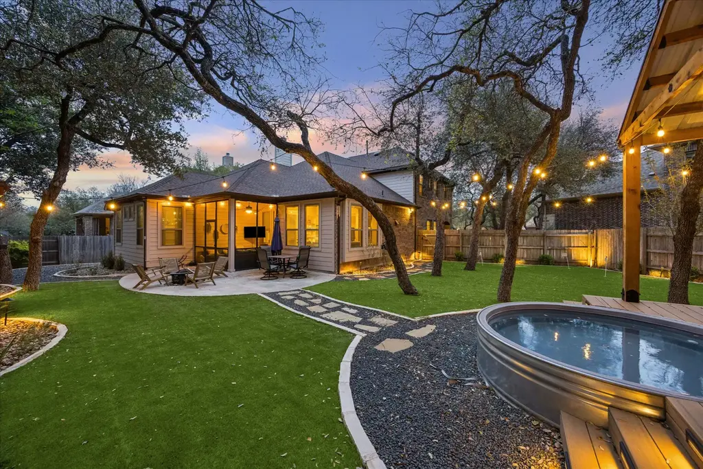 2307 Parksville Way, Cedar Park