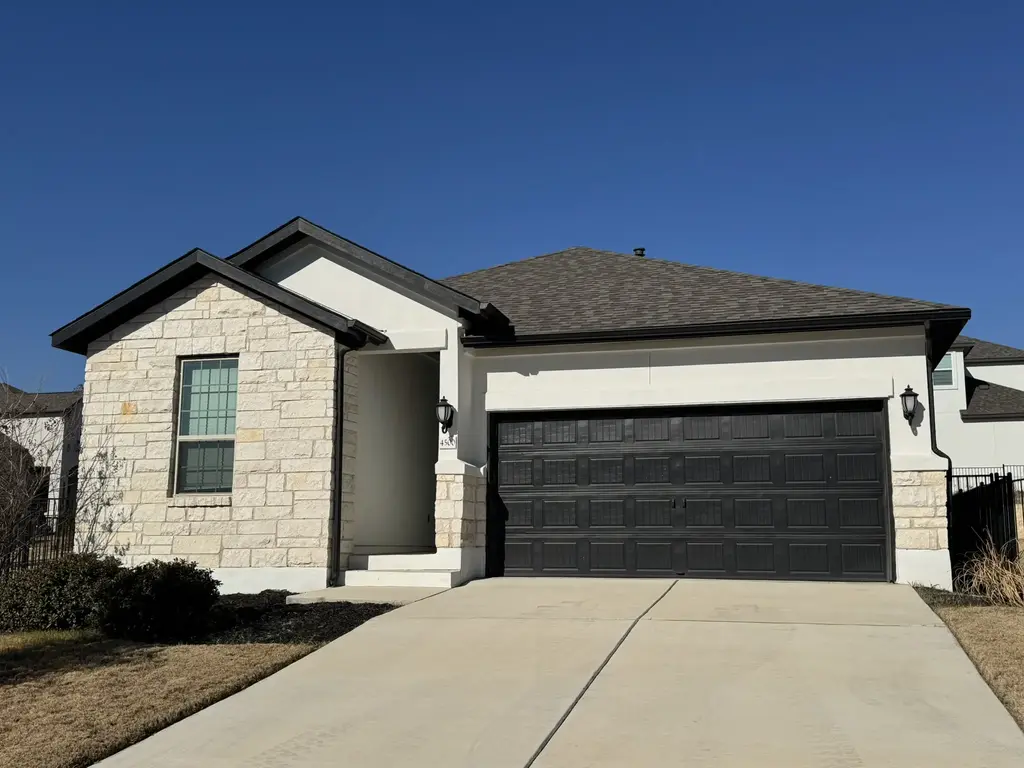 4500 Modena Bend, Leander