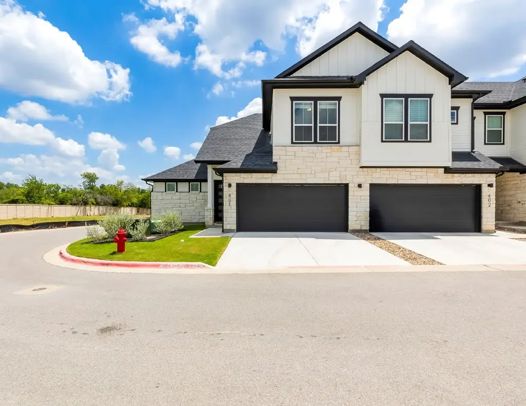 2600 Gattis School Road 401, Round Rock