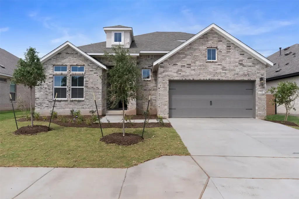 332 Ridgewell Loop, Georgetown