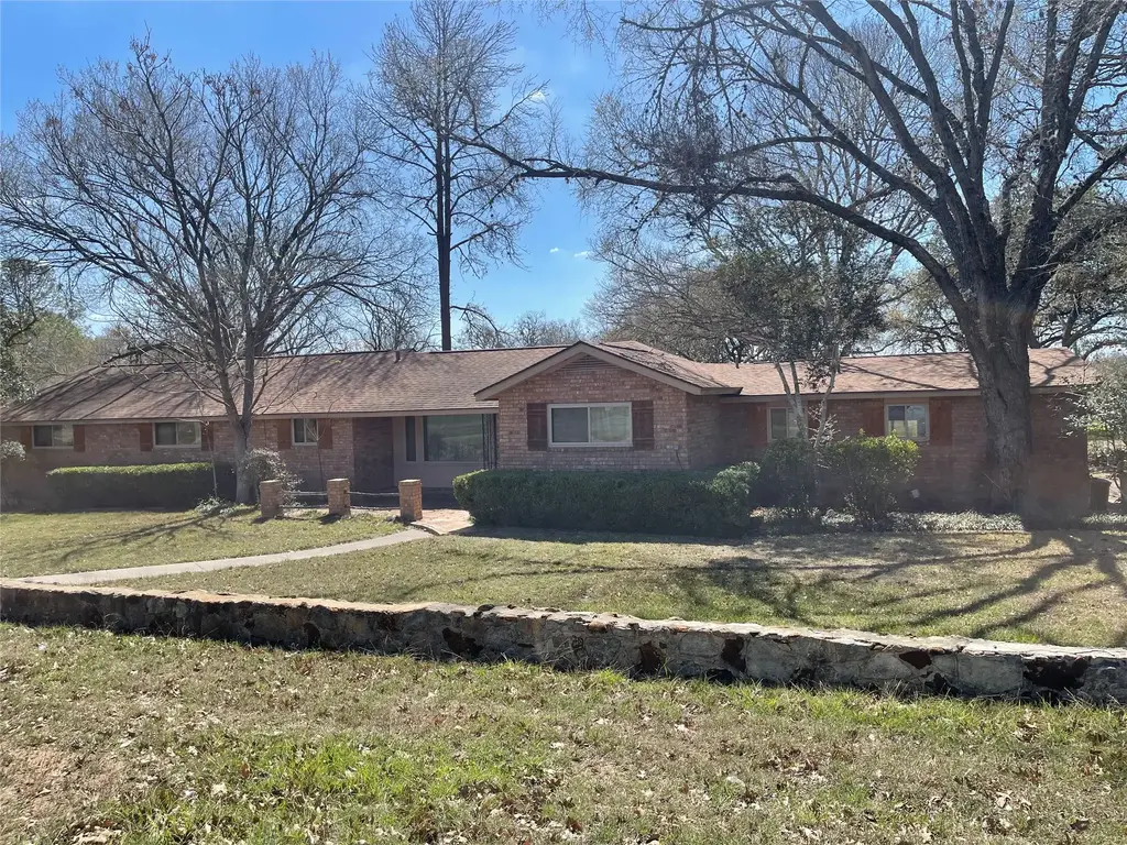3603 Us Highway 90a E, Gonzales