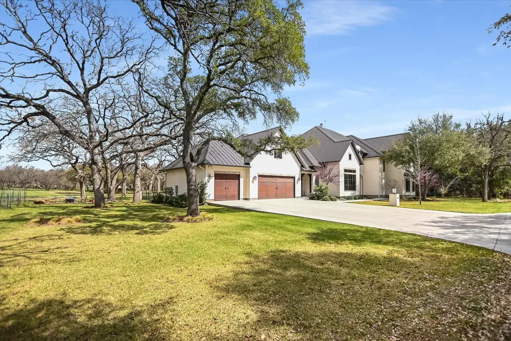1005 Cats Eye, Horseshoe Bay