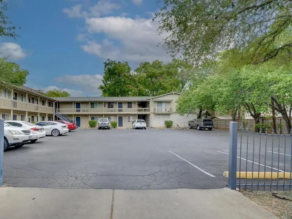 4209 Burnet Road 106, Austin