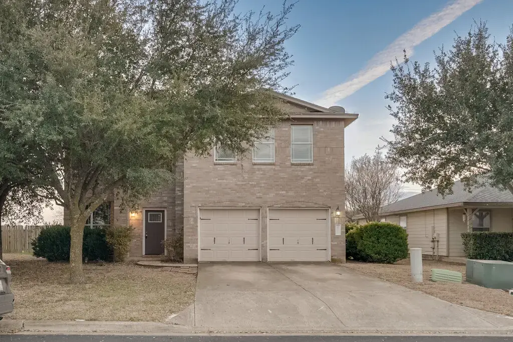201 Creek Ledge Drive, Hutto