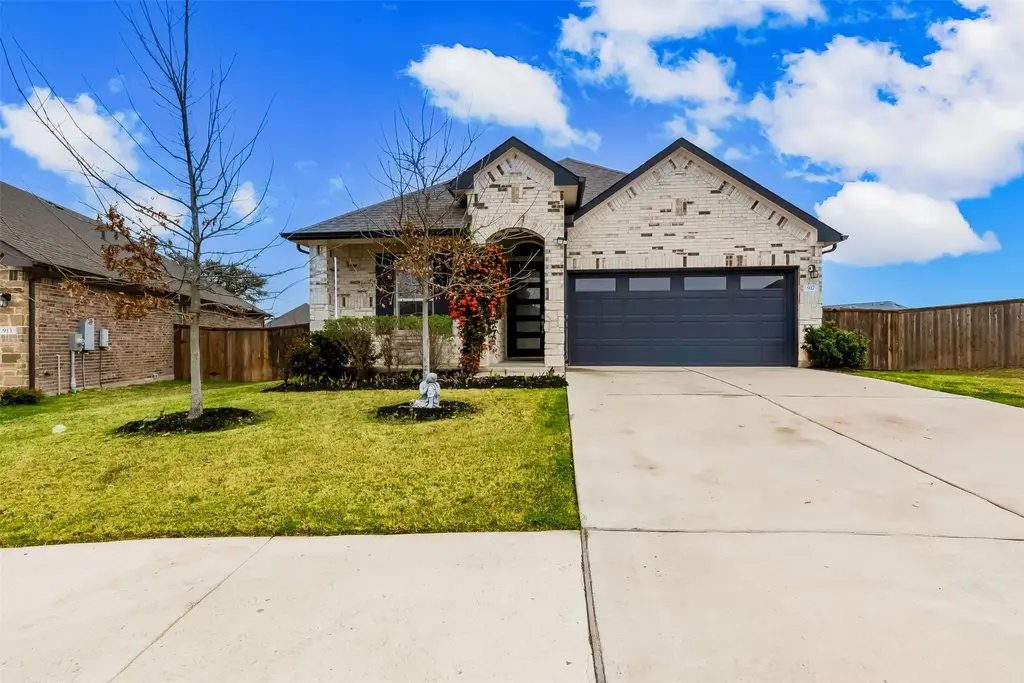 917 Balsora Cove, Georgetown