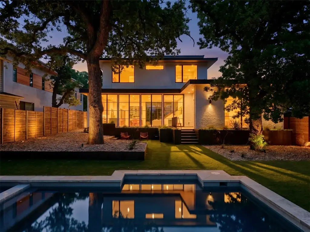 3411 Bridle Path, Austin