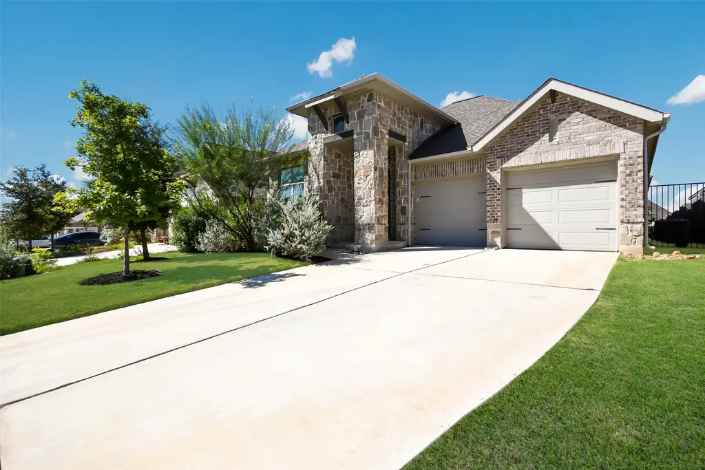 228 Pisa Lane, Georgetown
