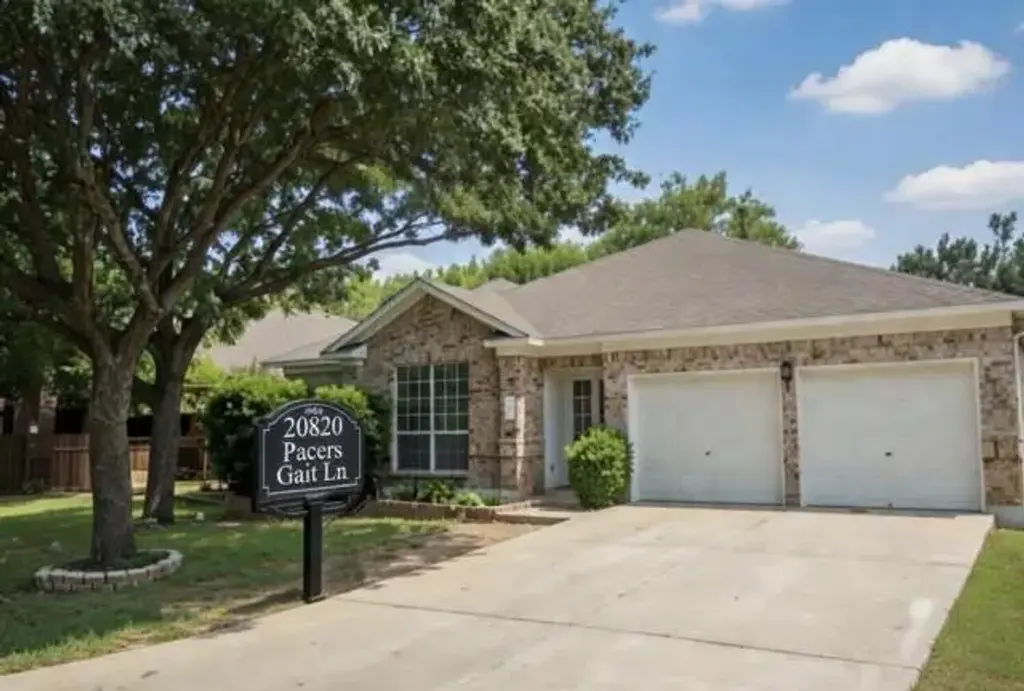 20820 Pacers Gait Lane, Pflugerville