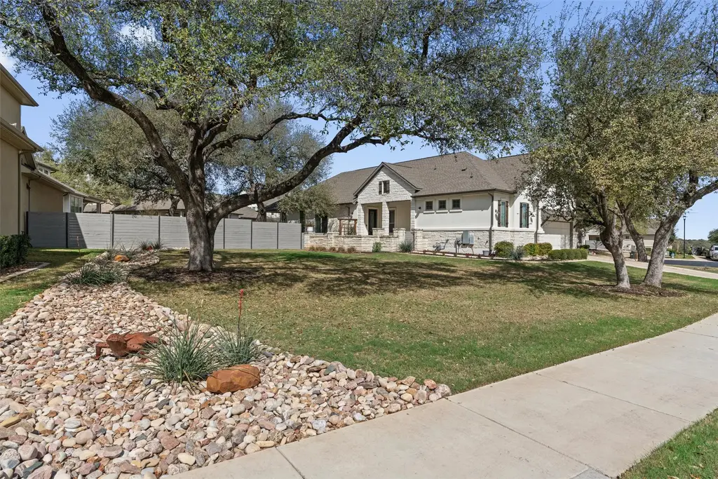 305 Arrowhead Mound Road, Georgetown