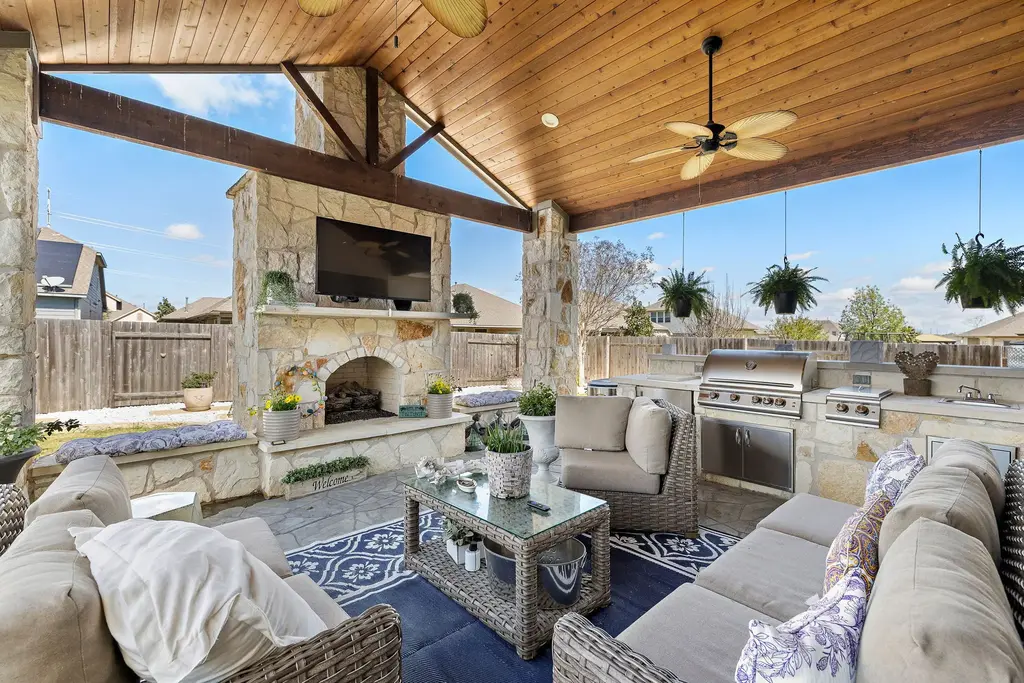 116 Crossvine Trail, Georgetown