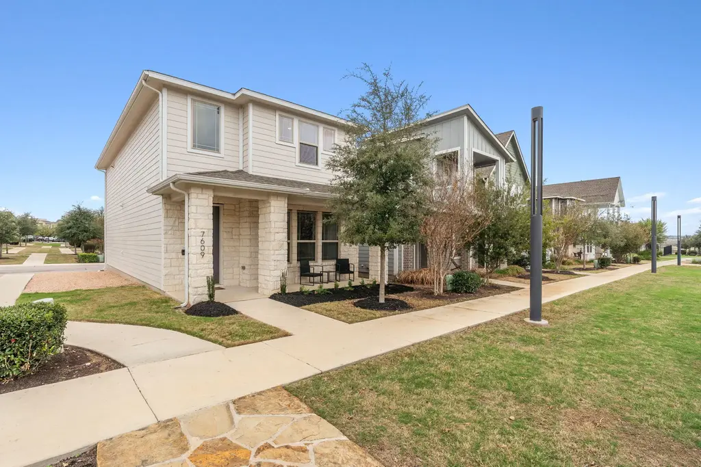 7609 Frida Bend, Austin
