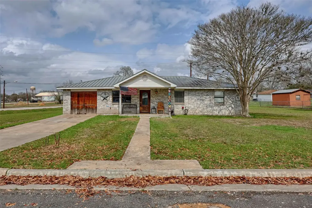 311 Klesel Street, Schulenburg