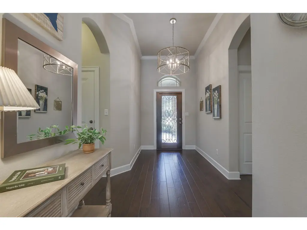 529 Chitalpa Street, Leander