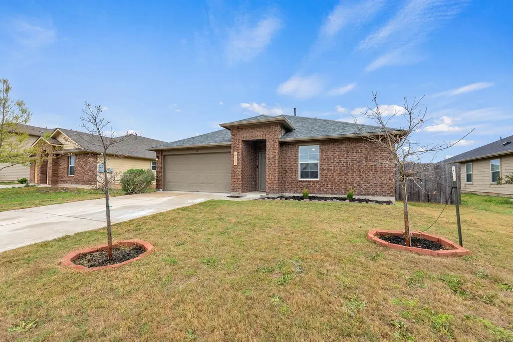 411 Camellia Drive, Hutto