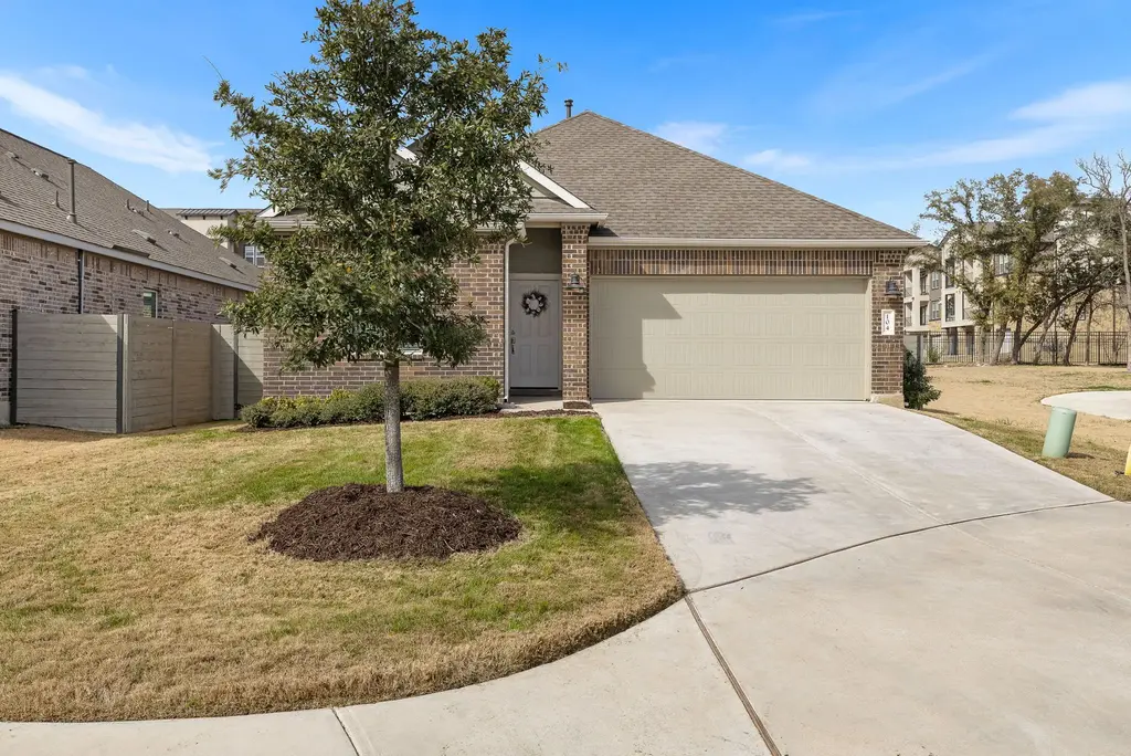 104 Blue Blaze Trail, Georgetown