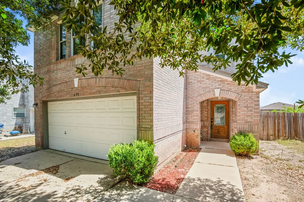 600 Sheep Trail Drive, Kyle