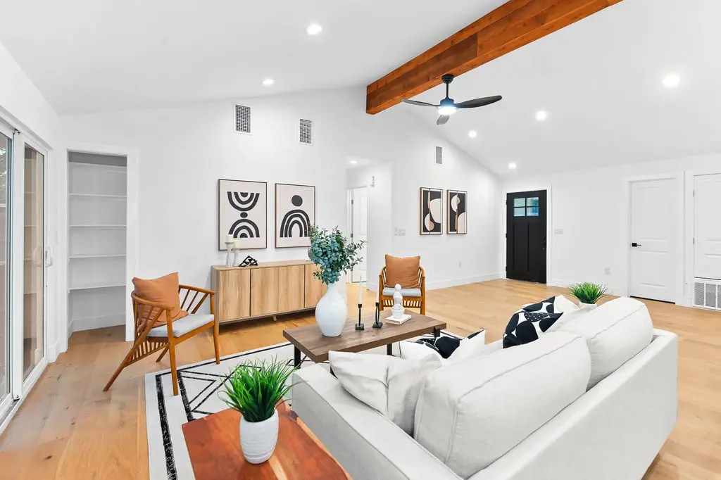 8305 Briarwood Lane, Austin