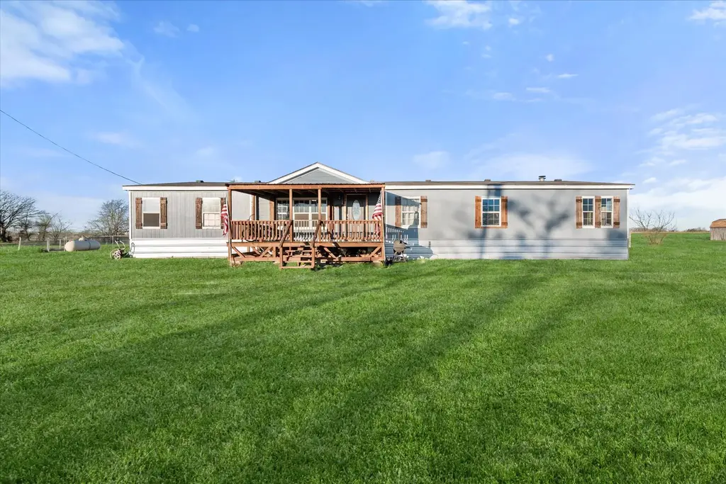 335 Nw County Road 2100, Corsicana