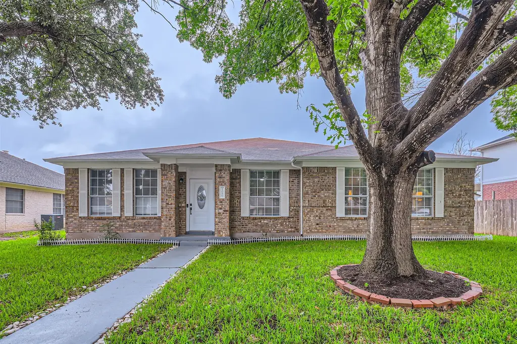1016 Thackeray Lane, Pflugerville