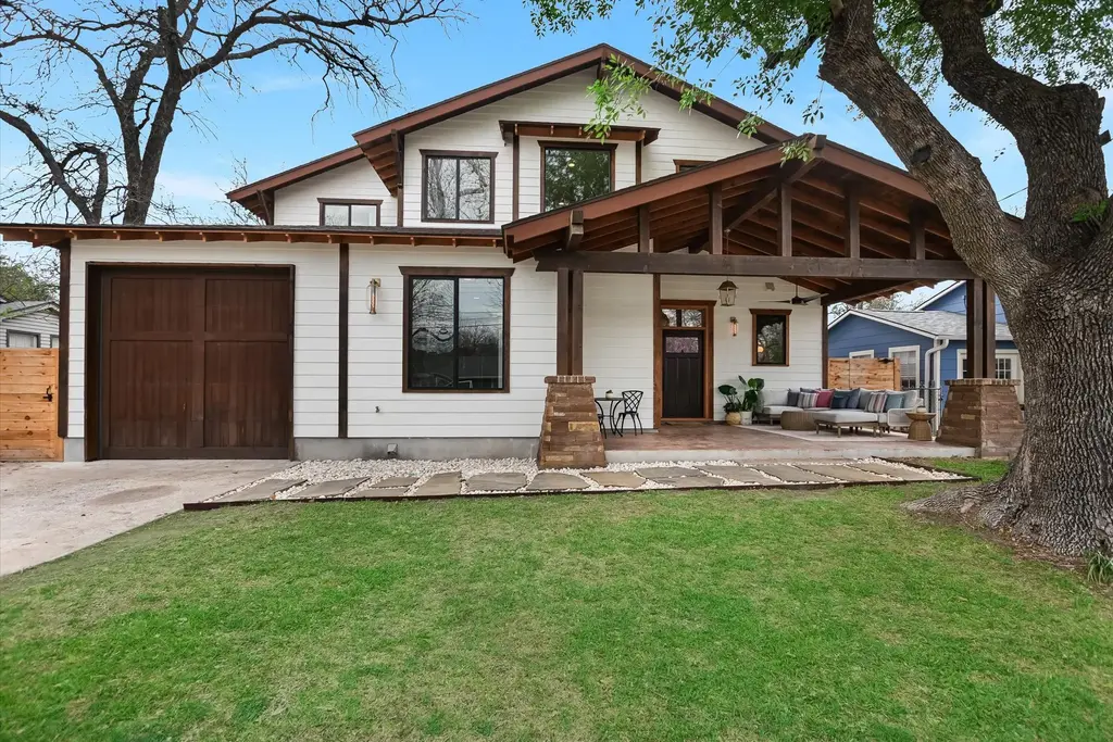 1210 Alguno Road, Austin