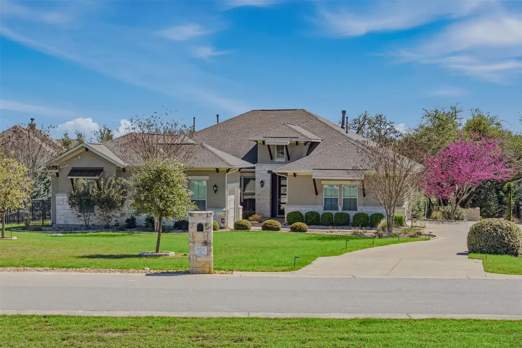 654 Linden Loop, Driftwood