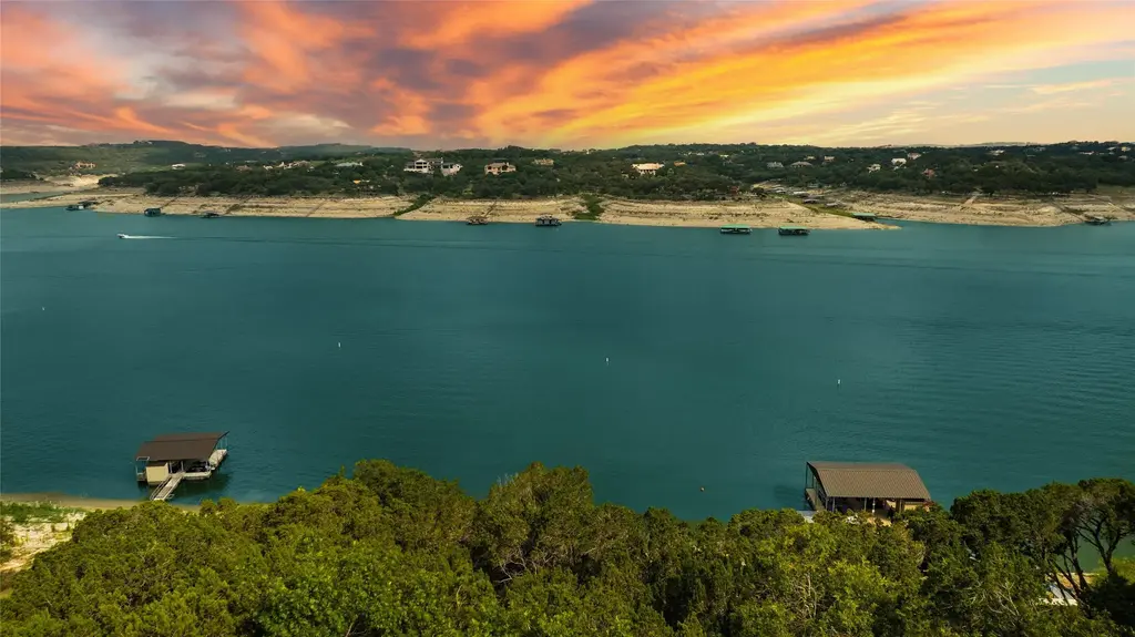 19016 Silver Maple Drive, Lago Vista