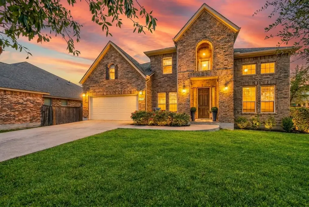 3028 Silvergrass Cove, Leander