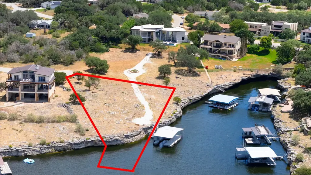 3002 Point Cove, Lago Vista