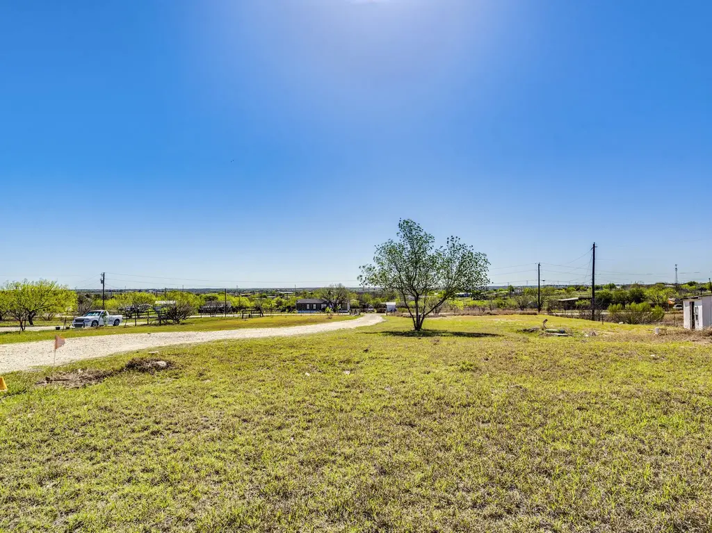 251 Twisted Creek, Kyle